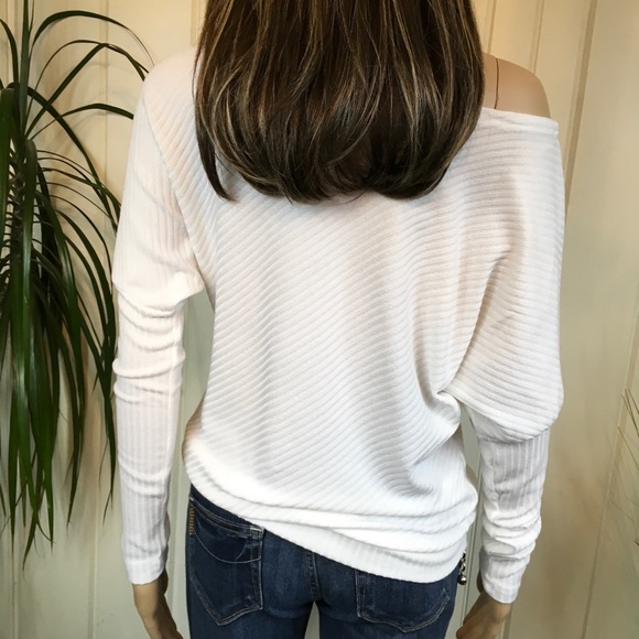 CHIC OFF SHOULDER 1 white left - Picture 4 of 6